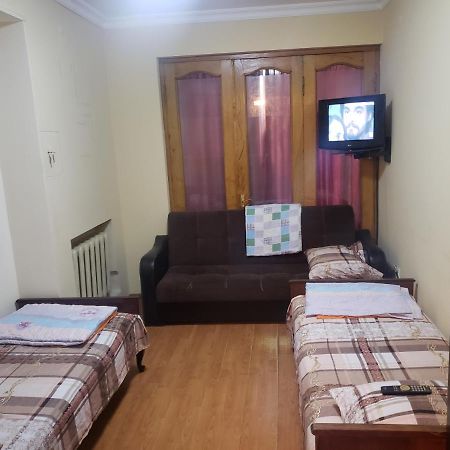 Intercity Hostel บาทูมิ ภายนอก รูปภาพ