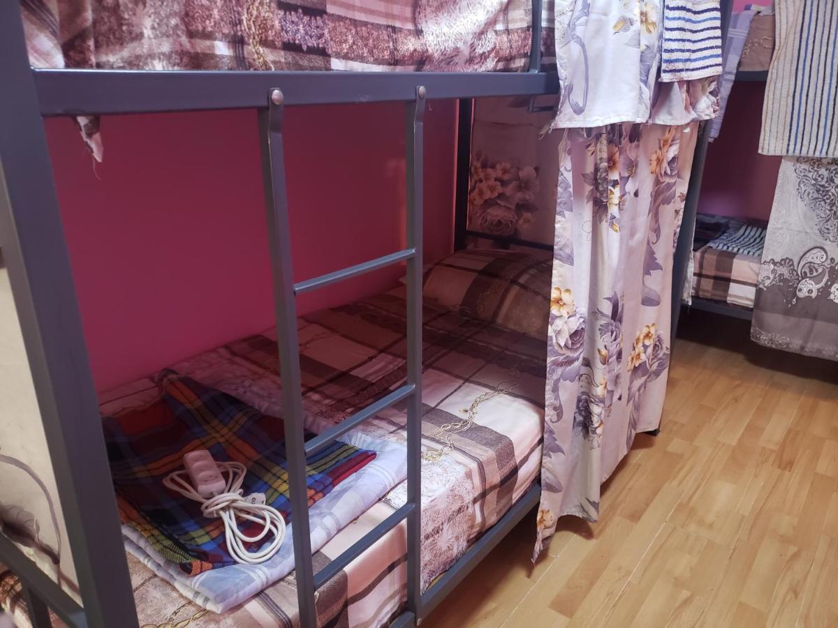 Intercity Hostel บาทูมิ ภายนอก รูปภาพ