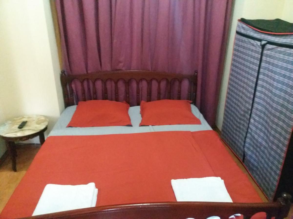 Intercity Hostel บาทูมิ ภายนอก รูปภาพ